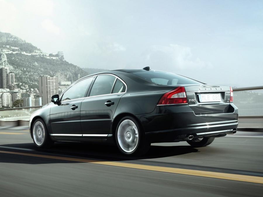  Volvo S80 D5 2009 года  (фото 7 из 20)